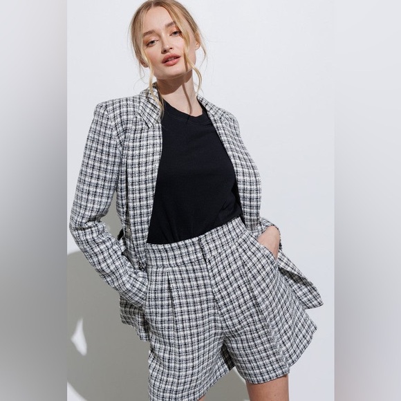 Aaron & Amber Tweed Plaid High Rise Pleated Front Trouser Shorts NWT - Picture 6 of 12